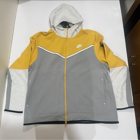 Nike, Tech Fleece, CU4489 077, Grey, Yellow & White - Picture 1 of 14